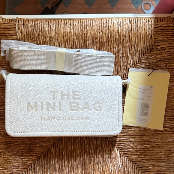 Marc Jacobs Handbags - Marc Jacobs White Mini Bag